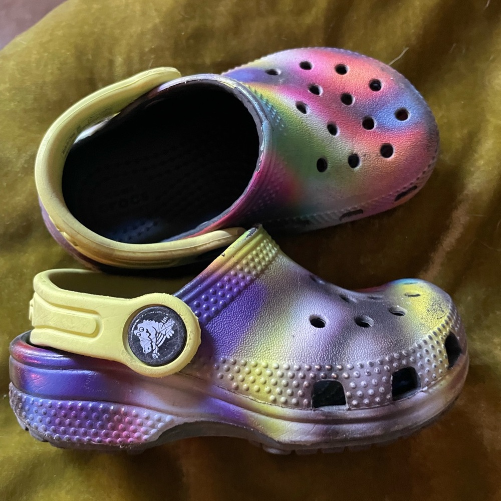 CROCS Kids Rainbow Sandals